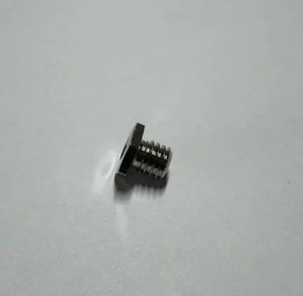 Reduzierennippel M5a-M3i, (Messing vernickelt)